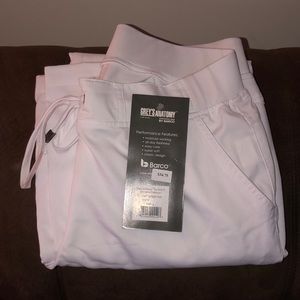 WHITE GREYS SCRUB PANTS. NWT